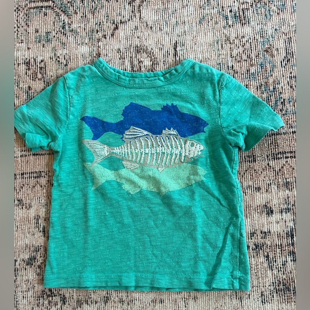 GAP Aqua Fish Graphic Tee